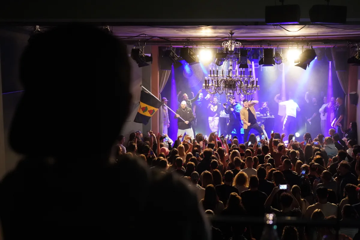 EAZ beendet seine erste Tour in Wetzikon im Scala.